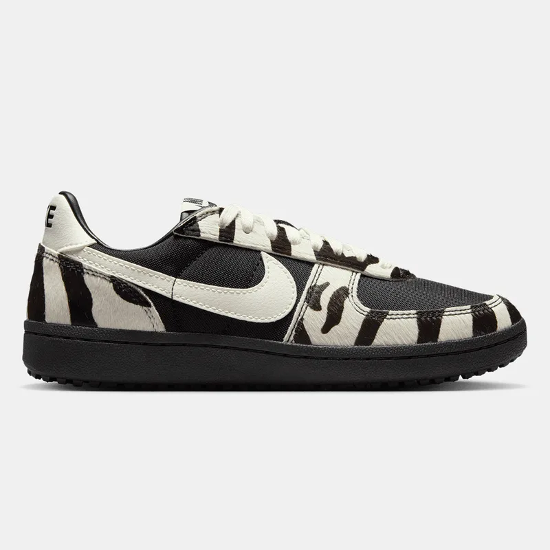 Nike Wmns Field General (9000234316_52526)