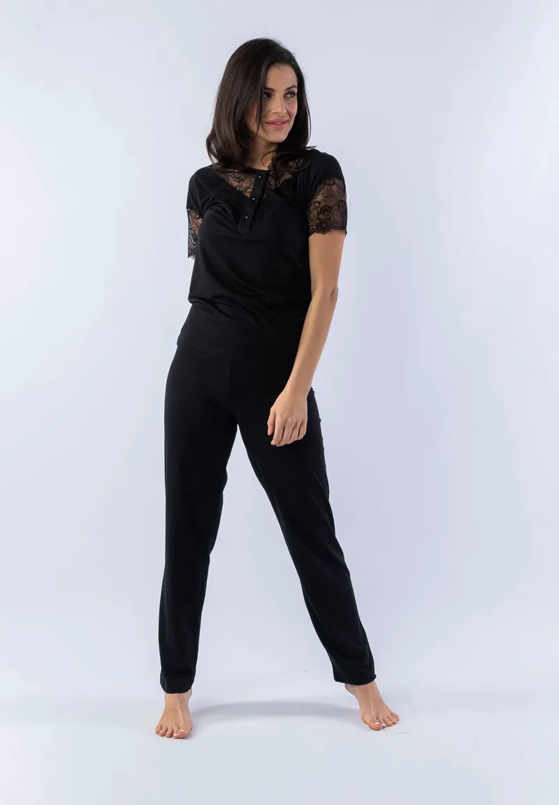 Πιτζάμα γυναικεία κοντομάνικη Modal Black Lace 72017