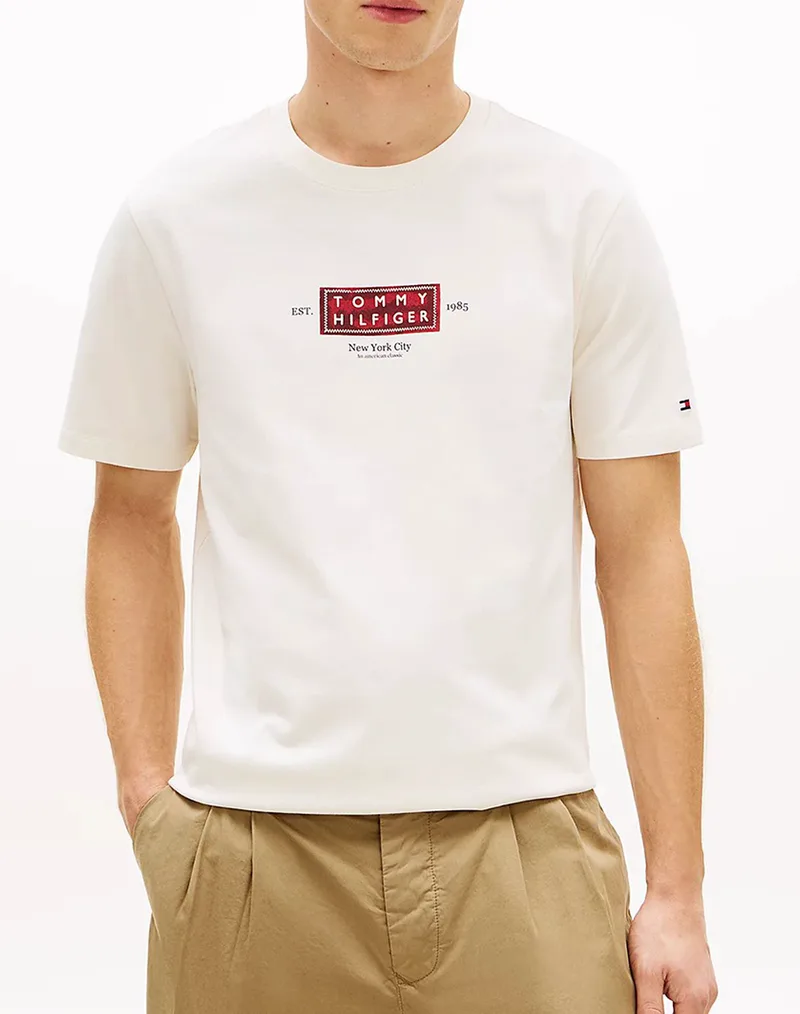 TOMMY HILFIGER HERITAGE LABEL TEE MW0MW42392-Z00 Ivory