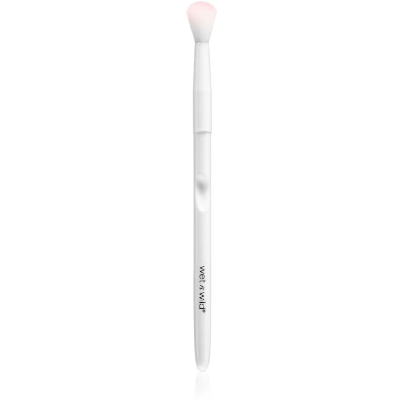 Wet n Wild Essential Crease Brush στρογγυλό πινέλο για σκιές ματιών 1 τμχ