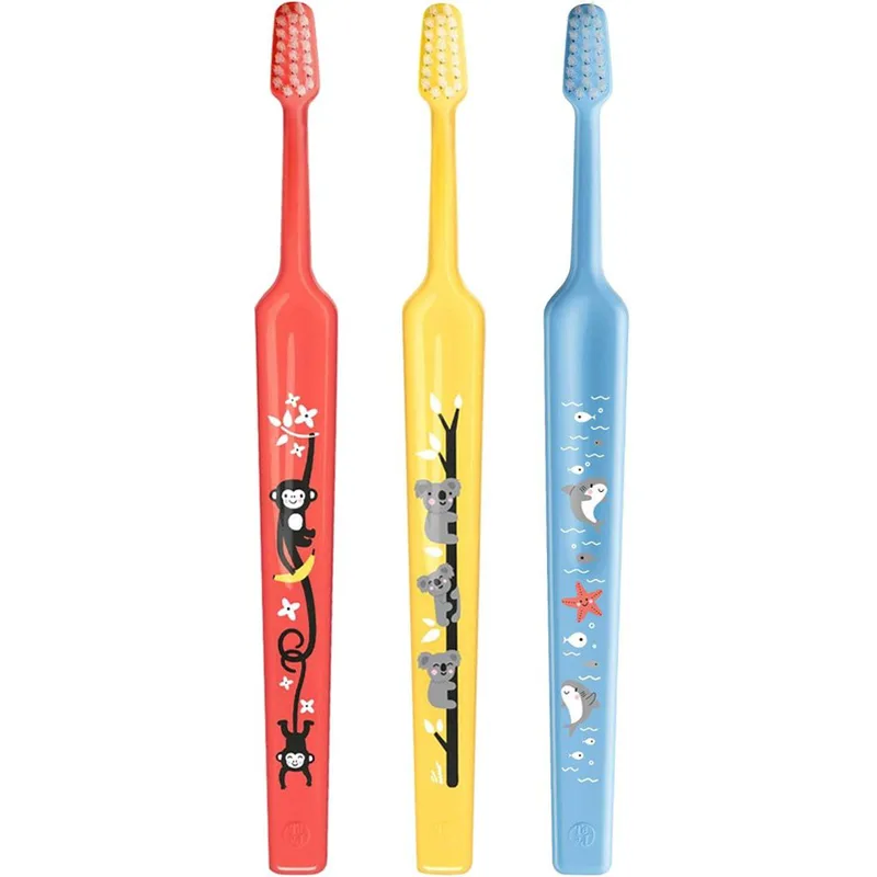 TePe Mini Extra Soft 0-6 Years Toothbrush Παιδική Οδοντόβουρτσα με Κωνική Κεφαλή & Πολύ Μαλακές Αποστρογγυλεμένες Ίνες 3 Τεμάχια - Κοραλί / Κίτρινο / Γαλάζιο