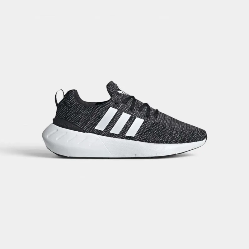 Xαμηλά Sneakers adidas Swift Run 22 J "Core Black"