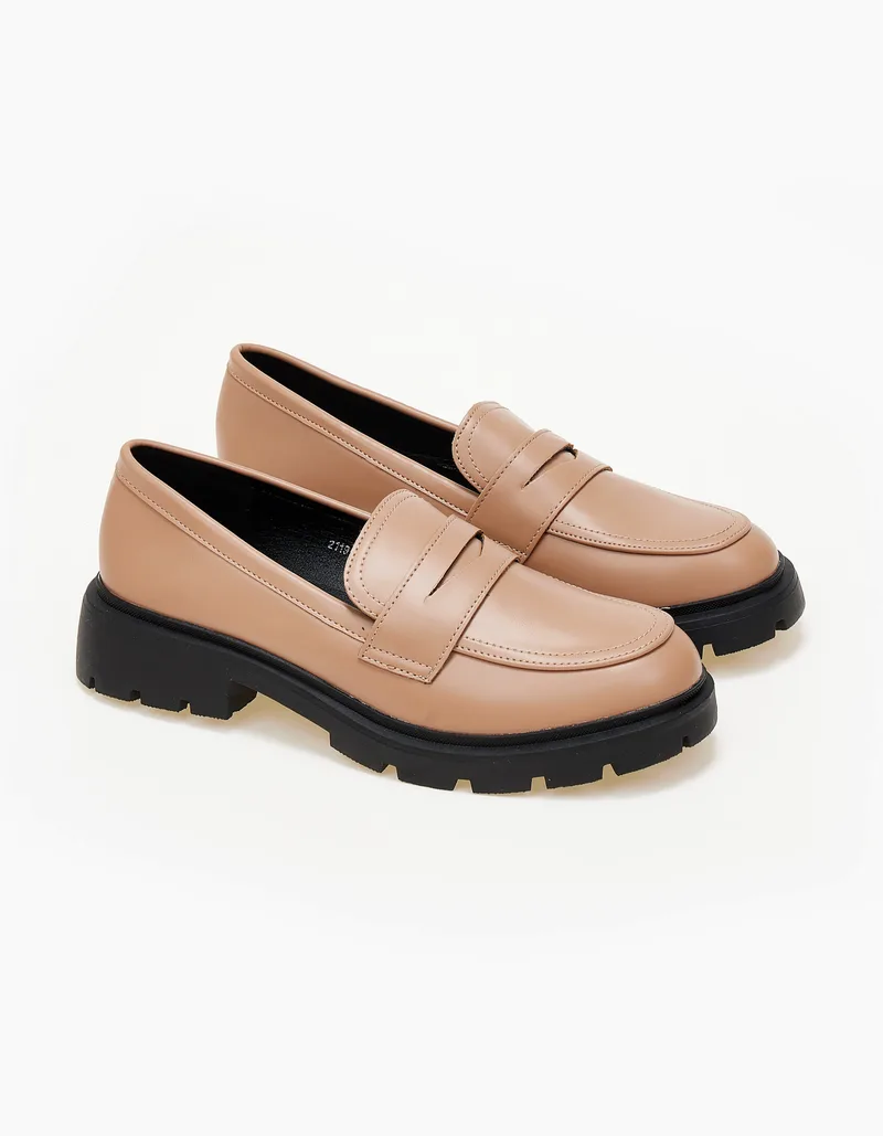 Loafers με τρακτερωτή σόλα - Μπεζ