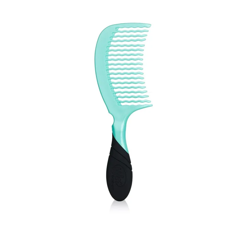 Wet Brush Detangling - Pro Purist Blue Plastic Comb Detangling
