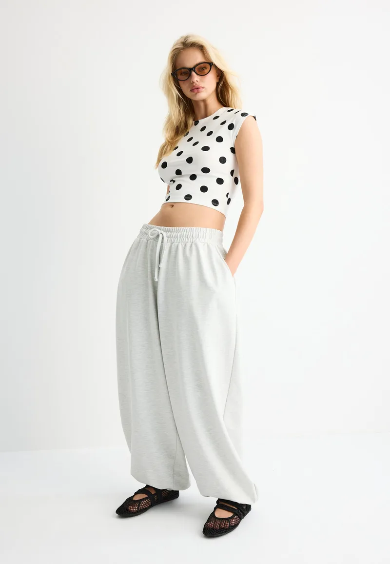 Stradivarius Jogger Μπαλούν Όγκου Γκρι Μελανζέ Xxs