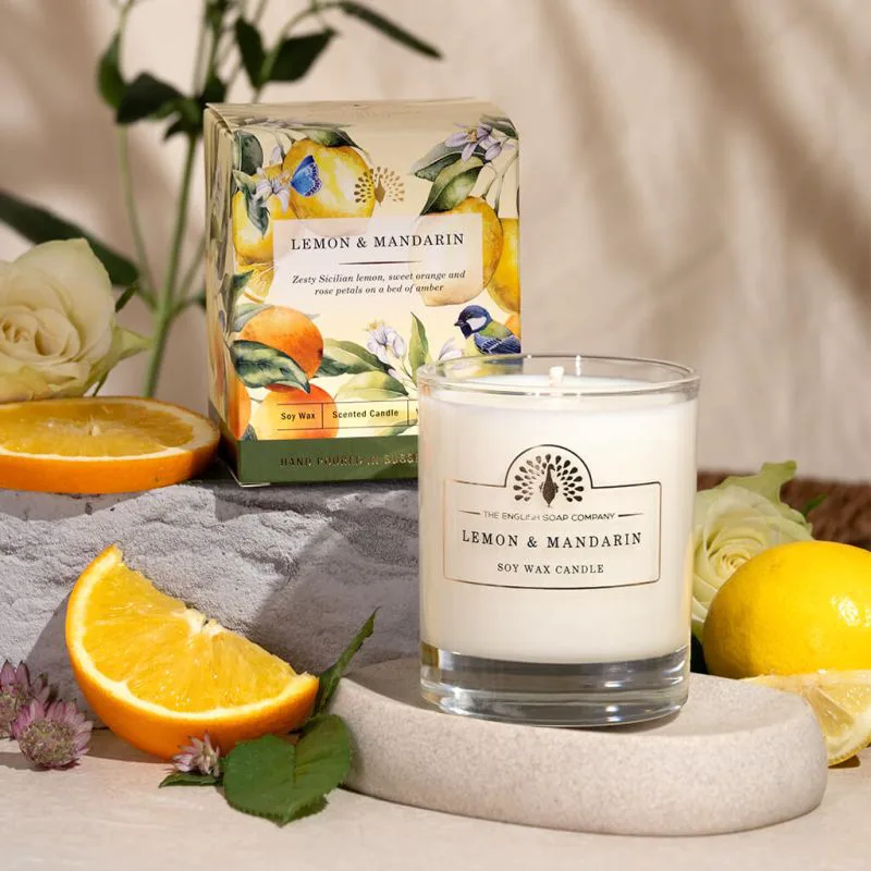 Αρωματικό κερί 170ml σε συσκευασία δώρου The English Soap Company - Lemon & Mandarin