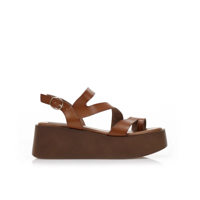 Flatforms κάμελ δερματίνη με πολλαπλά λουράκια και σχέδιο δαχτυλίδι ΚΑΜΕΛ