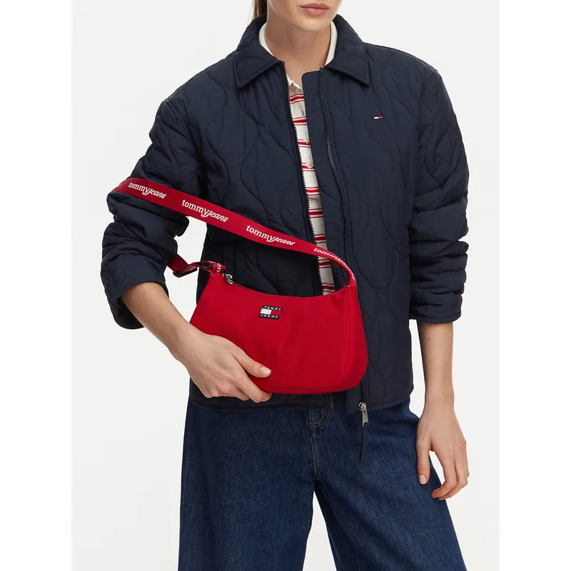 Τσάντα Tommy Jeans Tjw Ess Daily Shoulder Bag AW0AW18768 Κόκκινο