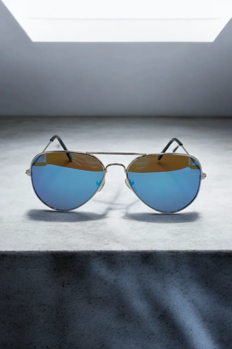 ΓΥΑΛΙΑ ΗΛΙΟΥ POLARIZED ΣΕ ΣΤΥΛ AVIATOR ΧΡΥΣΟ ΜΕΤΑΛΛΙΚΟ ΣΚΕΛΕΤΟ ΜΕ ΚΑΘΡΕΠΤΗ ΜΠΛΕ ΦΑΚΟ