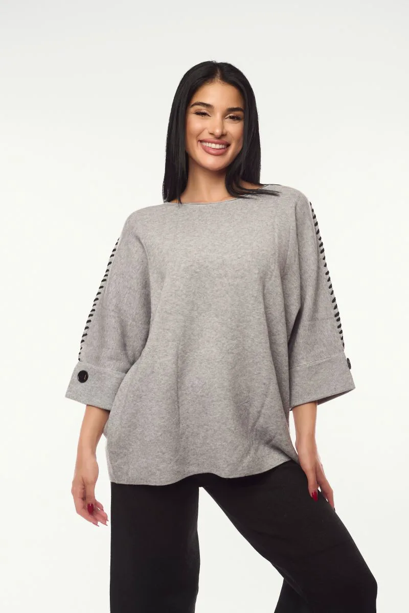 ΜΠΛΟΥΖΑ OVERSIZED ΜΕ ΔΙΑΚΟΣΜΗΤΙΚΕΣ ΡΑΦΕΣ ΓΚΡΙ Γκρι