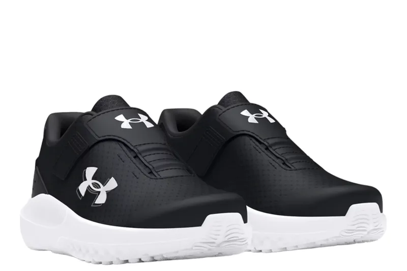Παπούτσια Running Under Armour Low Binf Surge 4 3027105-001 Αγόρι