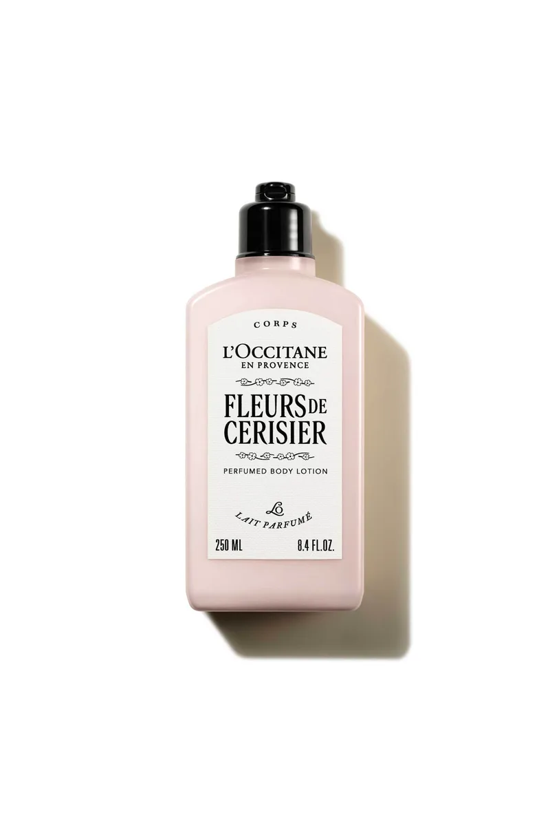 L'Occitane Fleurs de Cerisier Perfumed Body Lotion 250 ml - 5111328