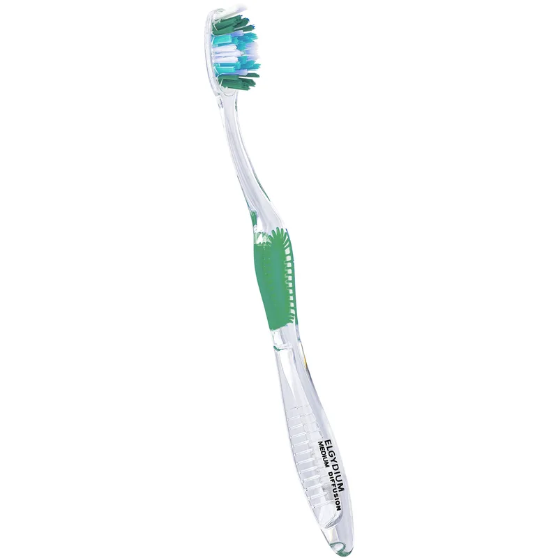 Elgydium Diffusion Soft Toothbrush Πράσινη Μαλακή Οδοντόβουρτσα για Βαθύ Καθαρισμό 1 Τεμάχιο