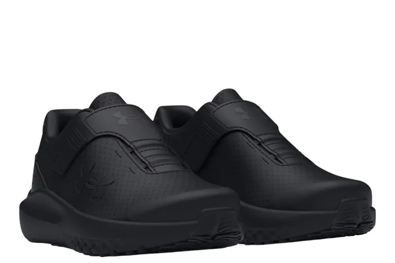 Παπούτσια Running Under Armour Low Binf Surge 4 3027105-002 Αγόρι