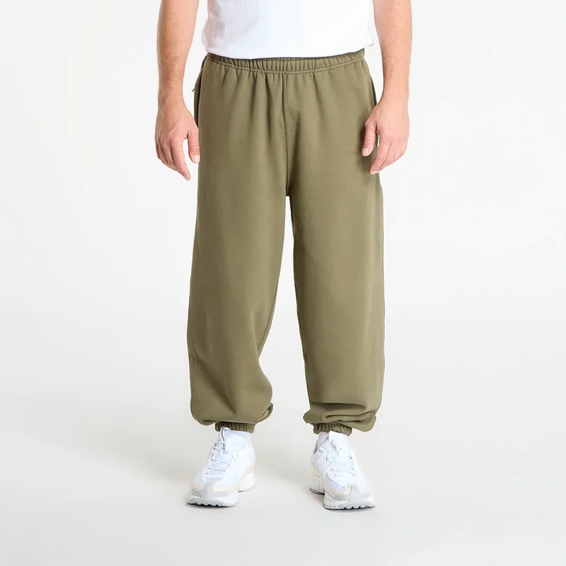 Φόρμα Nike Solo Swoosh Men's Cuffed Fleece Pants Medium Olive/ Medium Olive/ White XL