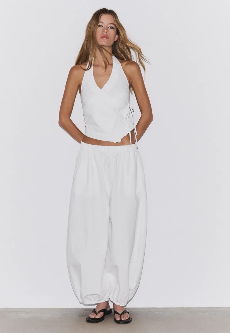 Stradivarius Κρουαζέ Τοπ Με Λαιμόκοψη Halter Εκρού Xs