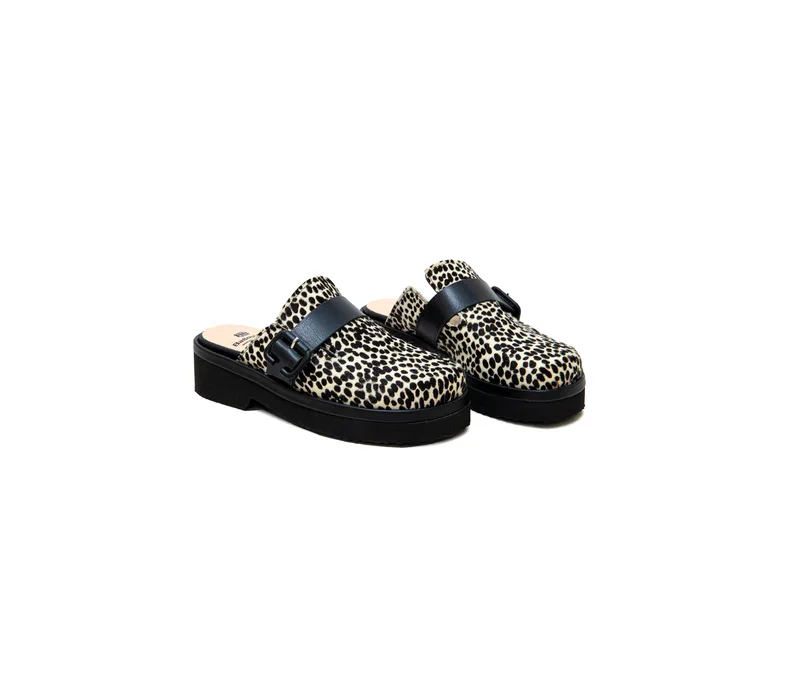 Δερμάτινα Mules Art 5SS26