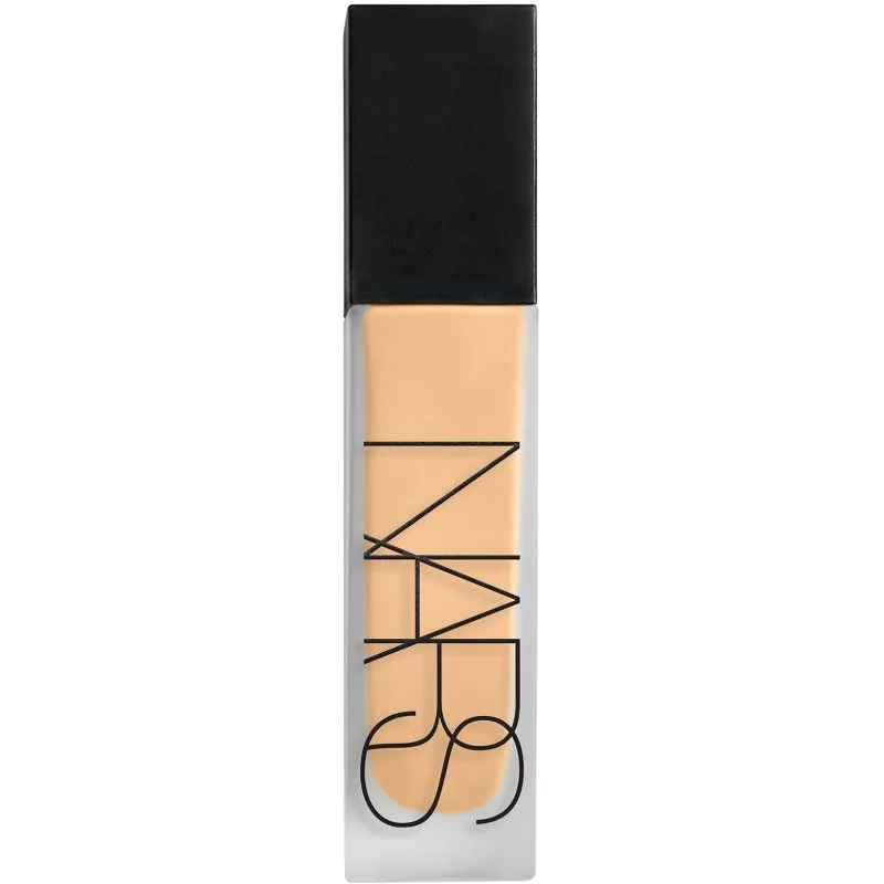 NARS Natural Matte Longwear Foundation μακράς διαρκείας μεικ απ με ματ αποτελέσματα απόχρωση FIJI 30 ml