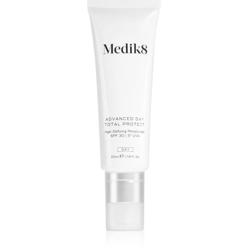 Medik8 Advanced Day Total Protect προστατευτική κρέμα ημέρας κατά της αρνητικής επίδρασης των καιρικών συνθηκών SPF 30 50 ml