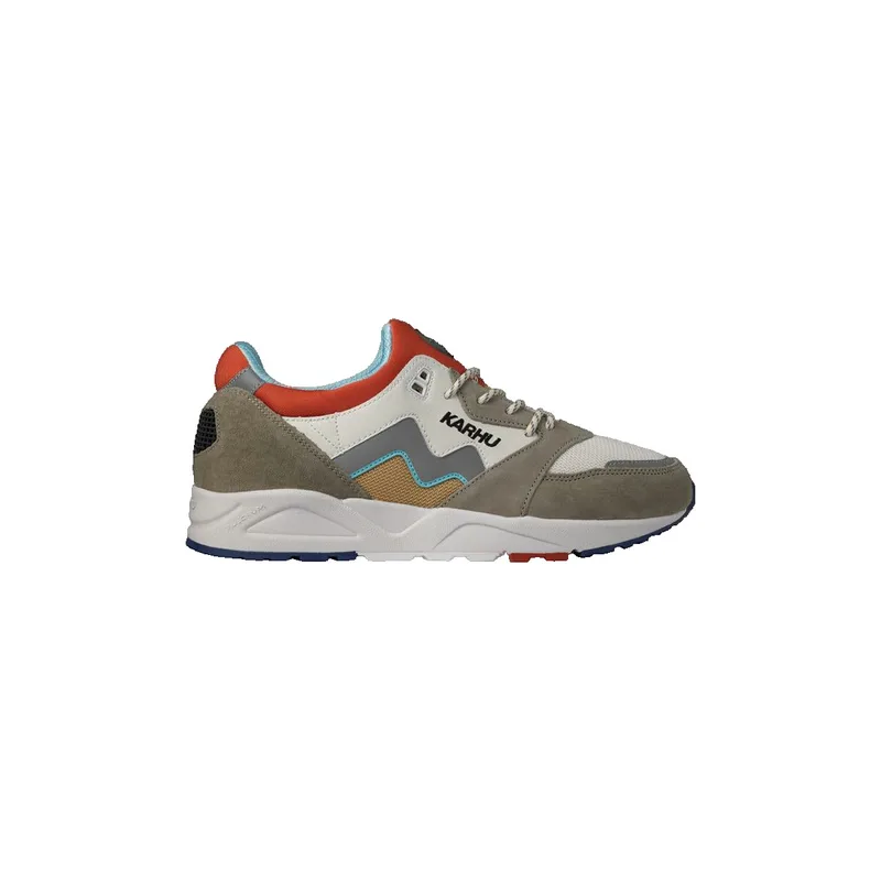 Sneakers Karhu Aria 95