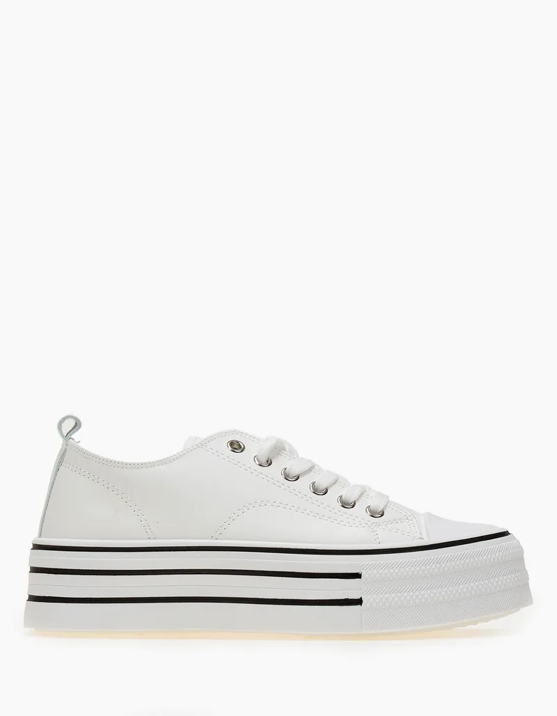 Γυναικεία sneakers με ψηλή σόλα - Λευκό