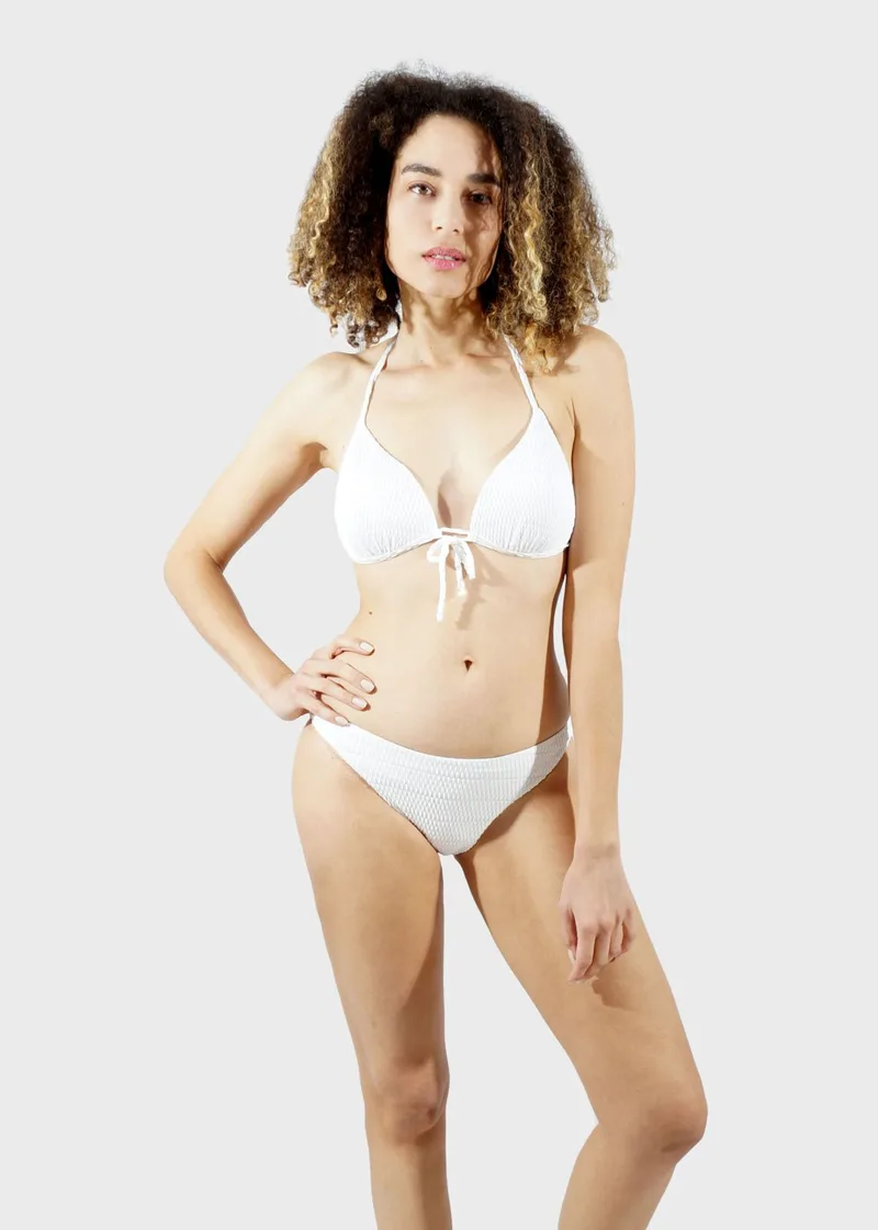 Γυναικείο set bikini ενσωματωμένη push up ενίσχυση bikini κανονική γραμμή.B-C CUP ΛΕΥΚΟ