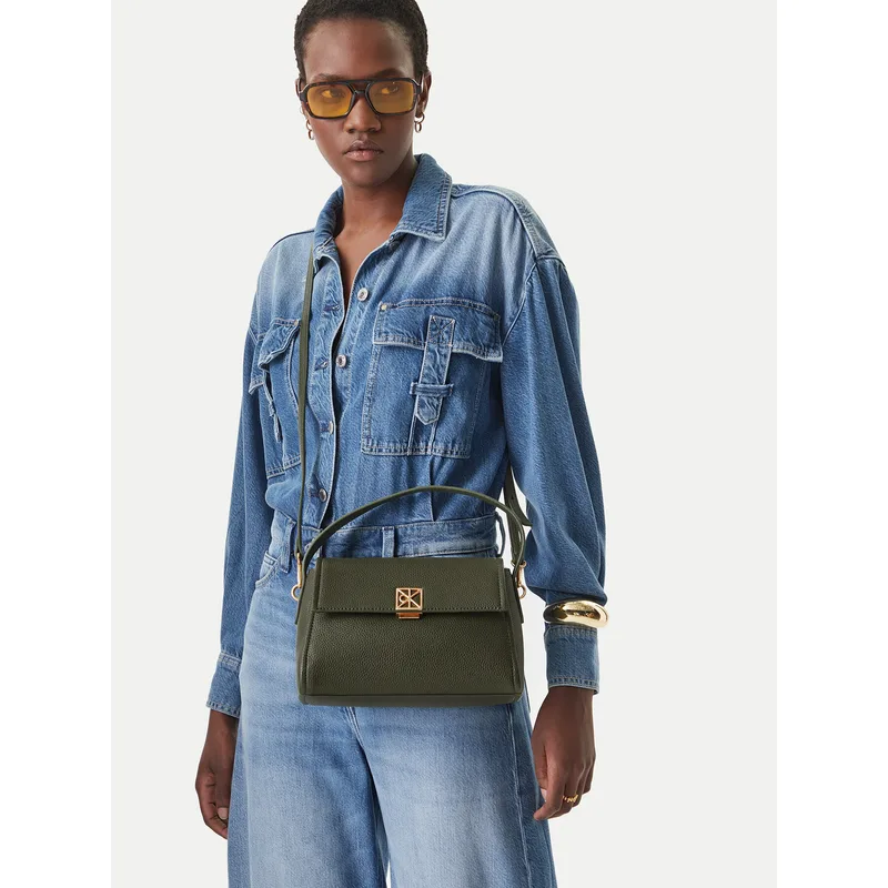 Τσάντα Calvin Klein Emblem Hw Pebble Shoulder Bag 25 LV04F3425G Πράσινο