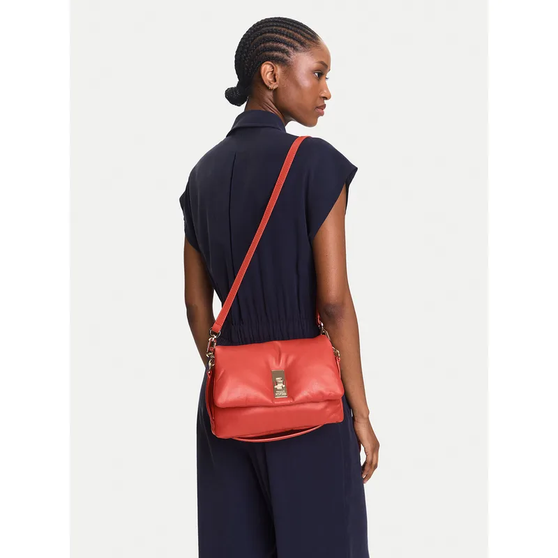 Τσάντα Tommy Hilfiger Soft Leather Conv Crossover AW0AW17638 Μπεζ