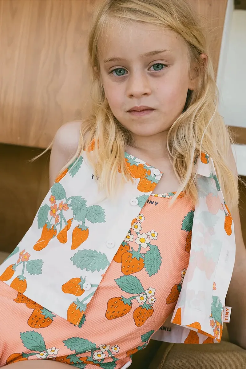 Παιδικό βαμβακερό τοπ Tinycottons STRAWBERRIES WOVEN CROP TOP
