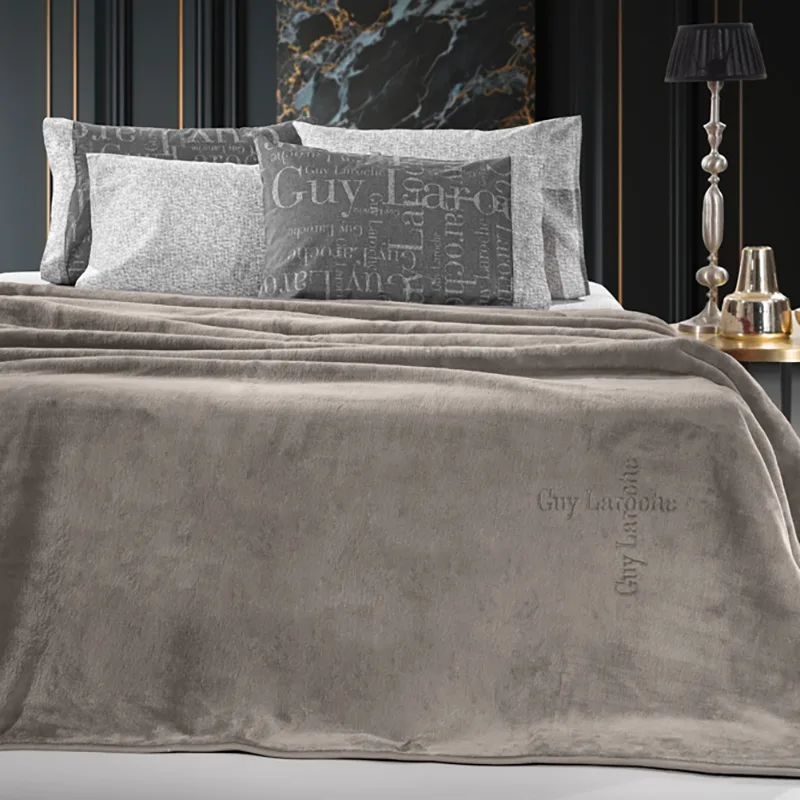 Κουβέρτα Βελουτέ Μονή 160X220 Guy Laroche Logo Vison (160x220)