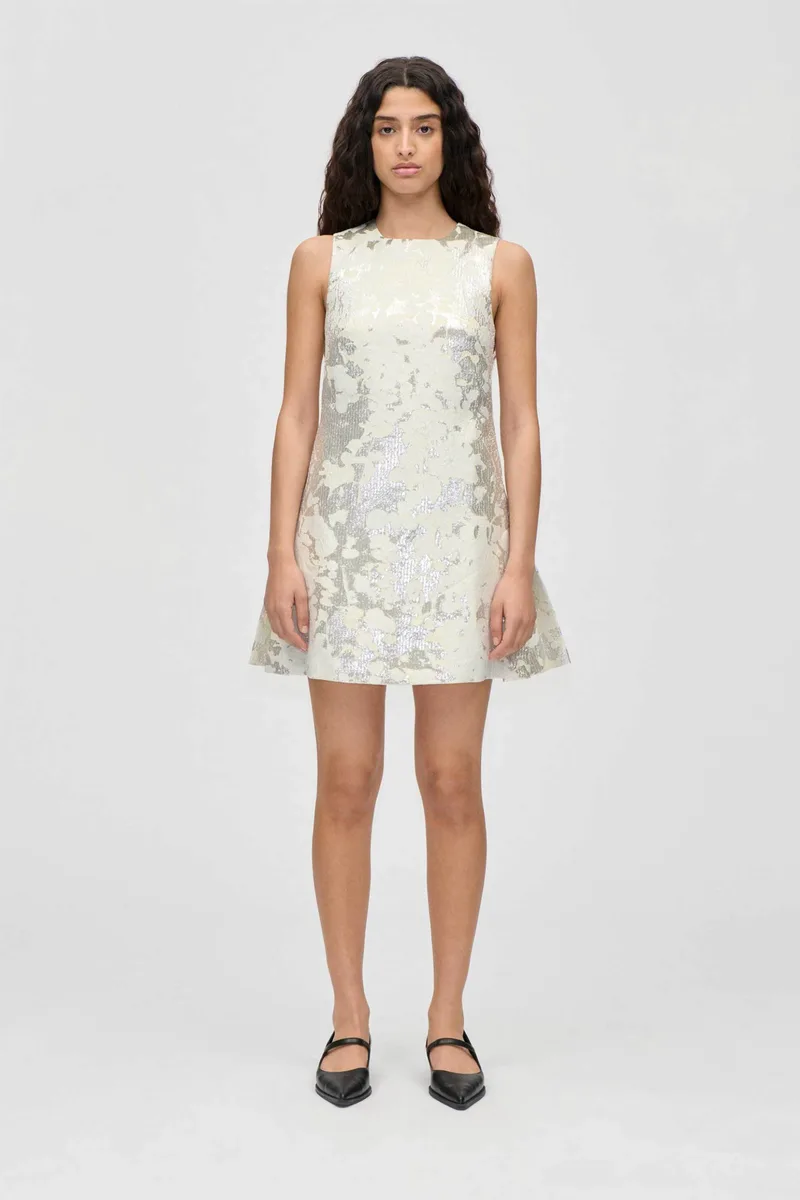 Stine Goya γυναικείο mini φόρεμα metallic jacquard "Lurex Garden" - SG-PS26-D203-2461 Ασημί