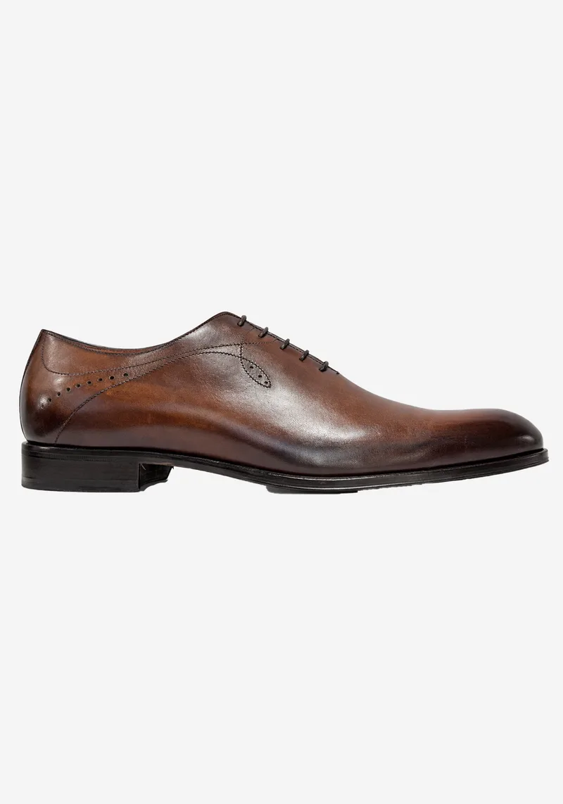 Perlamoda Δερμάτινα Παπούτσια της σειράς One Cut - Τ687 Brown