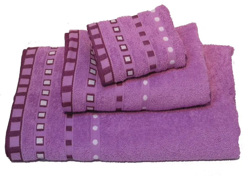 Πετσέτα Μπάνιου ΚΟΜΒΟΣ Πεννιέ 450 Πουά Lilac 70x140