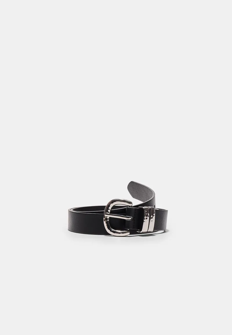 Stradivarius Βασικη Ζωνη Με Σφυρηλατημενη Αγκραφα Μαύρο 90