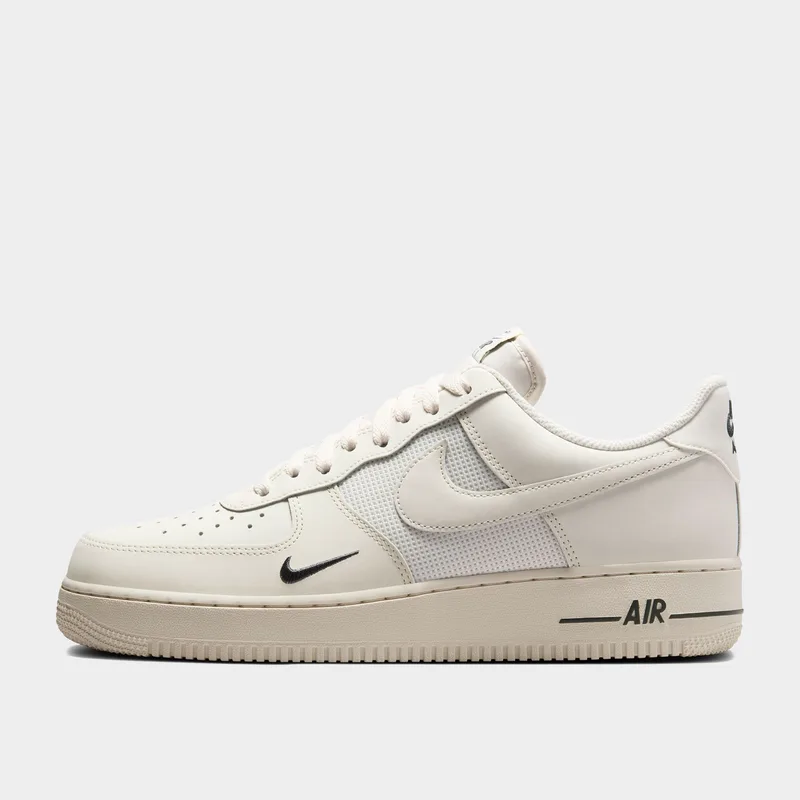 Nike Air Force 1 '07 LV8 Ανδρικά Παπούτσια (9000234286_78858)