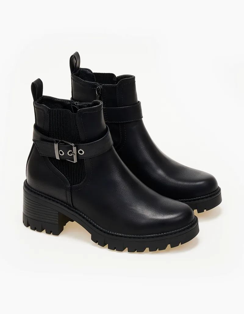 Ankle boots με χοντρό τακούνι και τρακτερωτή σόλα - Μαύρο