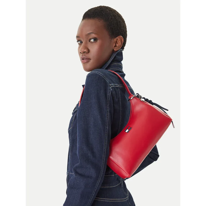 Τσάντα Tommy Jeans Tjw City Charm Shoulder Bag AW0AW18458 Κόκκινο
