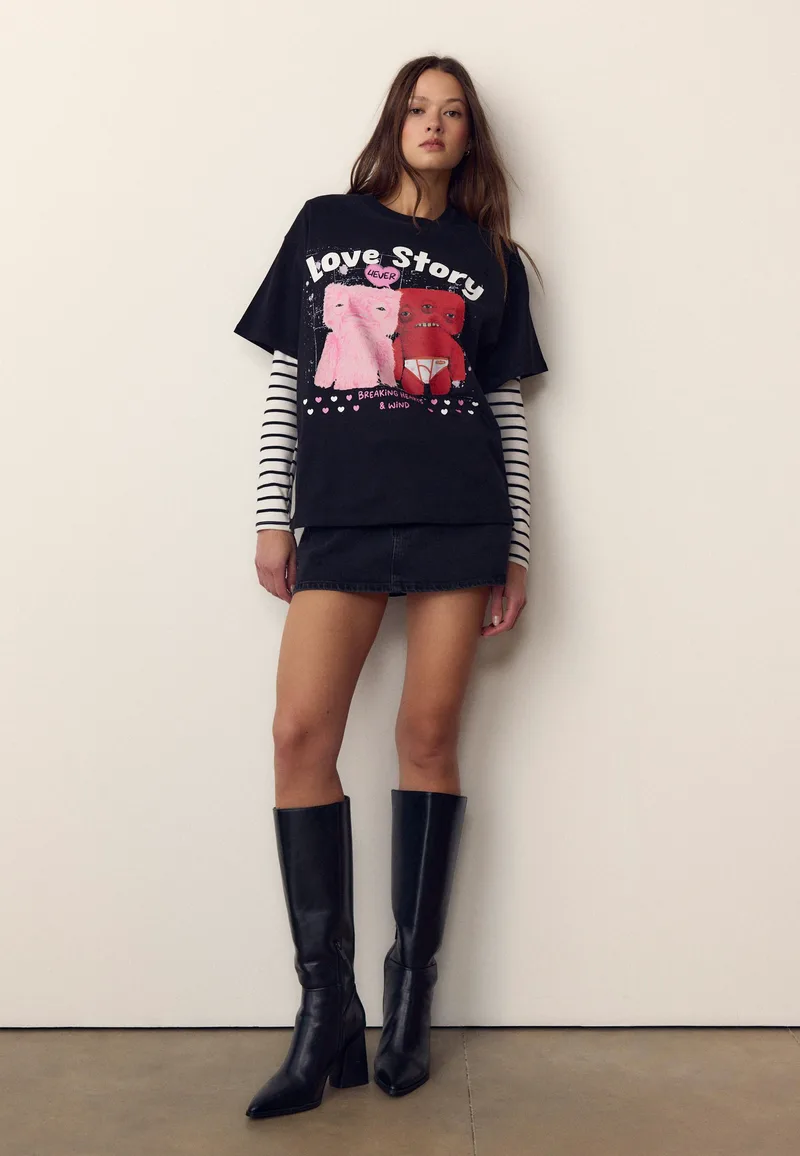 Stradivarius Oversize Μπλούζα Με Τύπωμα Μαύρο S