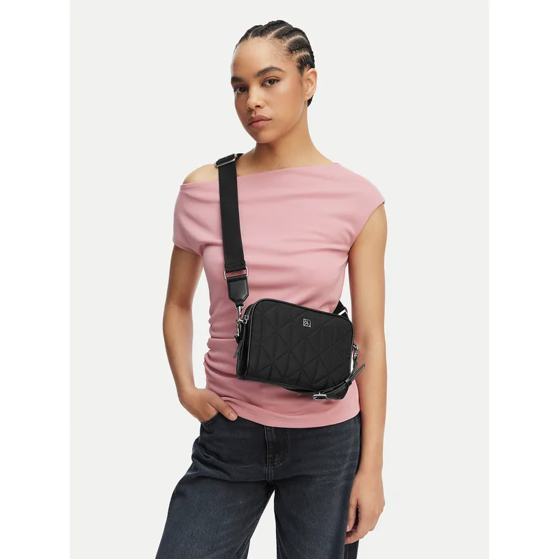 Τσάντα Calvin Klein Emblem Aop Jacquard Bucket LV04F3648G Μαύρο