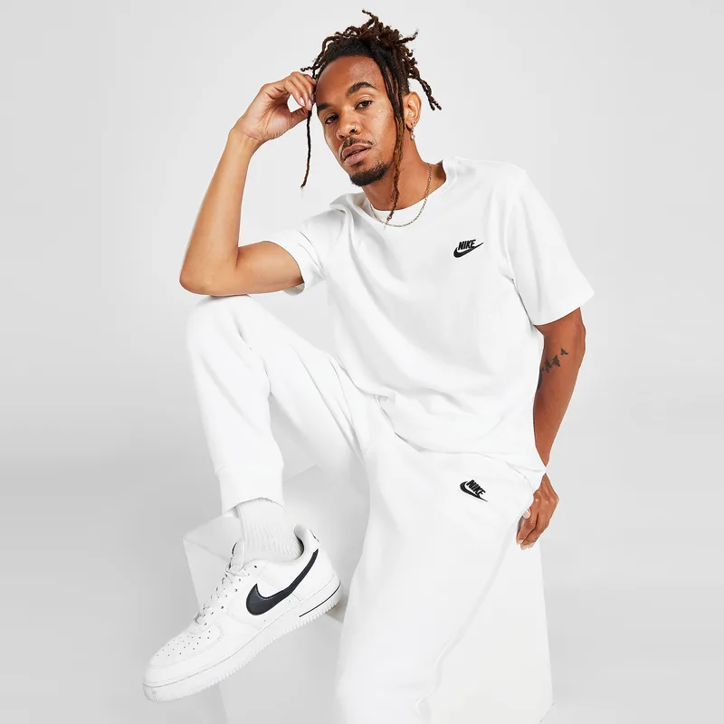Nike Sportswear Club Ανδρικό T-Shirt (9000029090_1540)