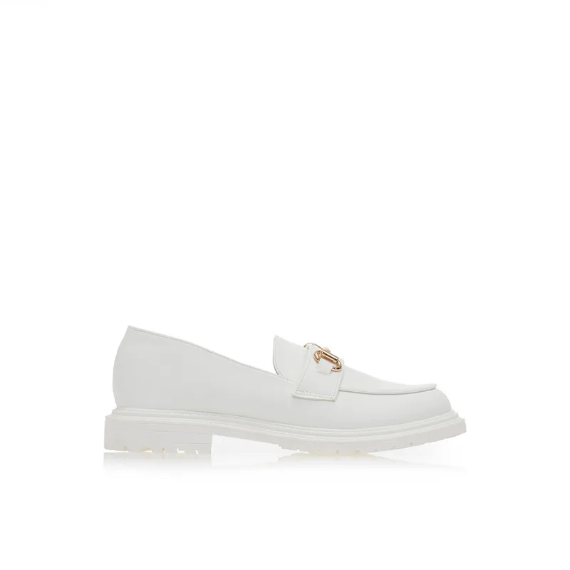 Oxfords λευκά δερματίνη με διακοσμητική αγκράφα ΛΕΥΚΟ