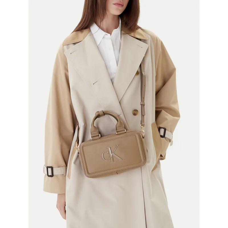 Τσάντα Calvin Klein Bold Ck Elongated Mini Tote LV04F3411G Μπεζ