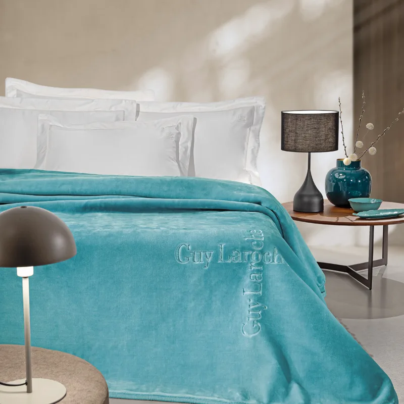 Κουβέρτα Βελουτέ Υπέρδιπλη 220X240 Guy Laroche Logo Petrol (220x240)