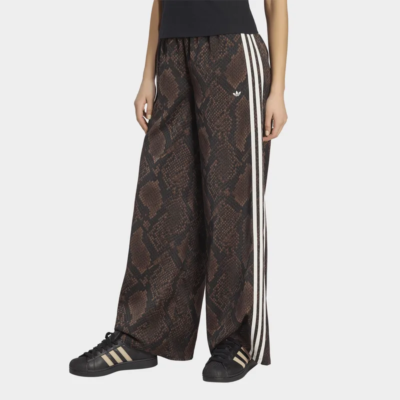 adidas Originals W Satin Snake Print Wide Leg Trac (9000281253_95150)