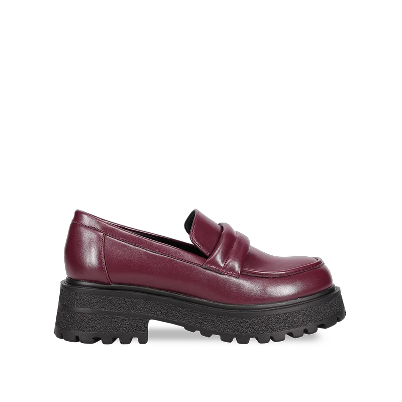 Μπορντώ chunky loafer