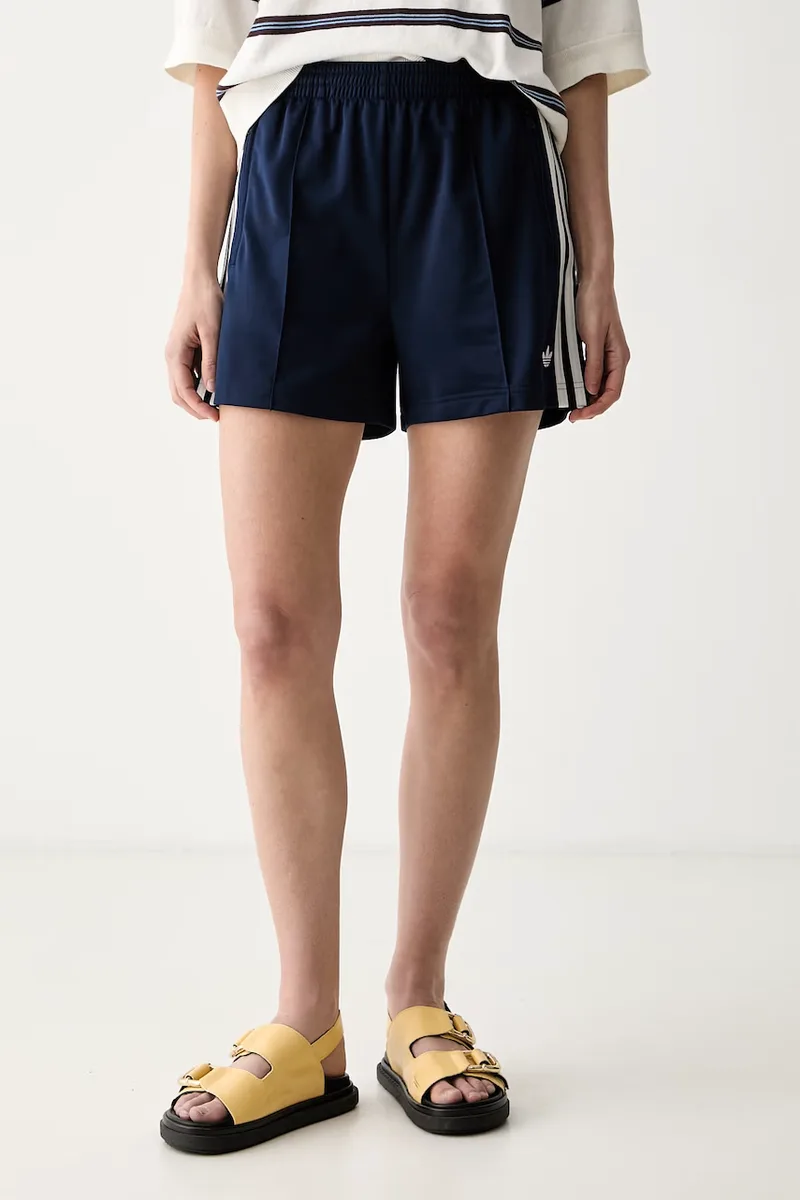 adidas Originals σορτς Γυναικεία Firebird Classic