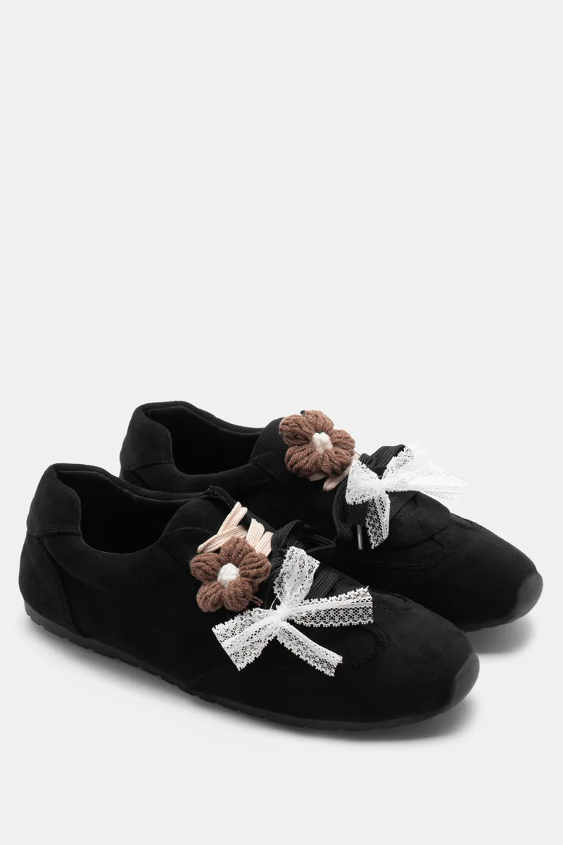 Sneakers με Διπλά Κορδόνια & Διακοσμητικό Πλεκτό Λουλούδι - Μαύρο