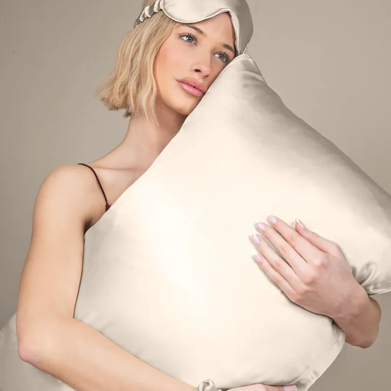 Μεταξωτή Μαξιλαροθήκη + Μάσκα Ύπνου + Scrunchie Feel & Touch Beauty Sleep Set Champagne