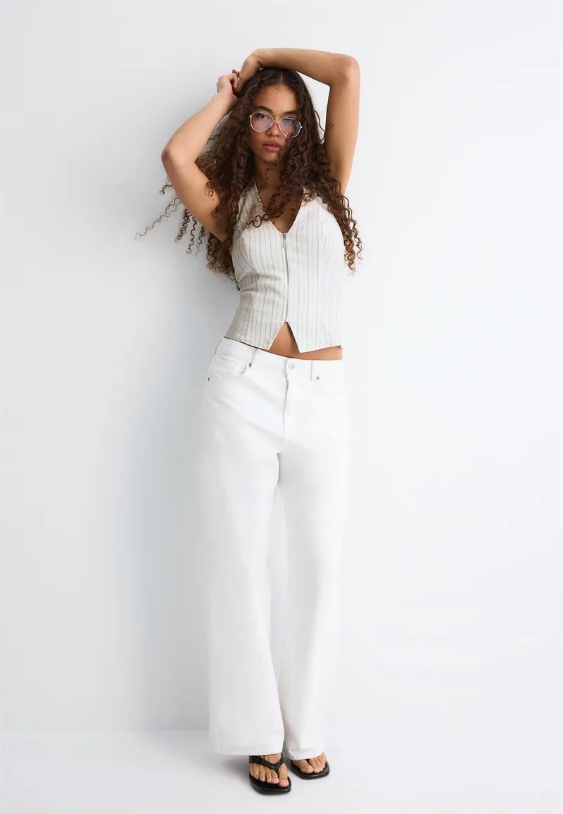 Stradivarius Τοπ Halter Από Βεγγαλίνη Λευκό M
