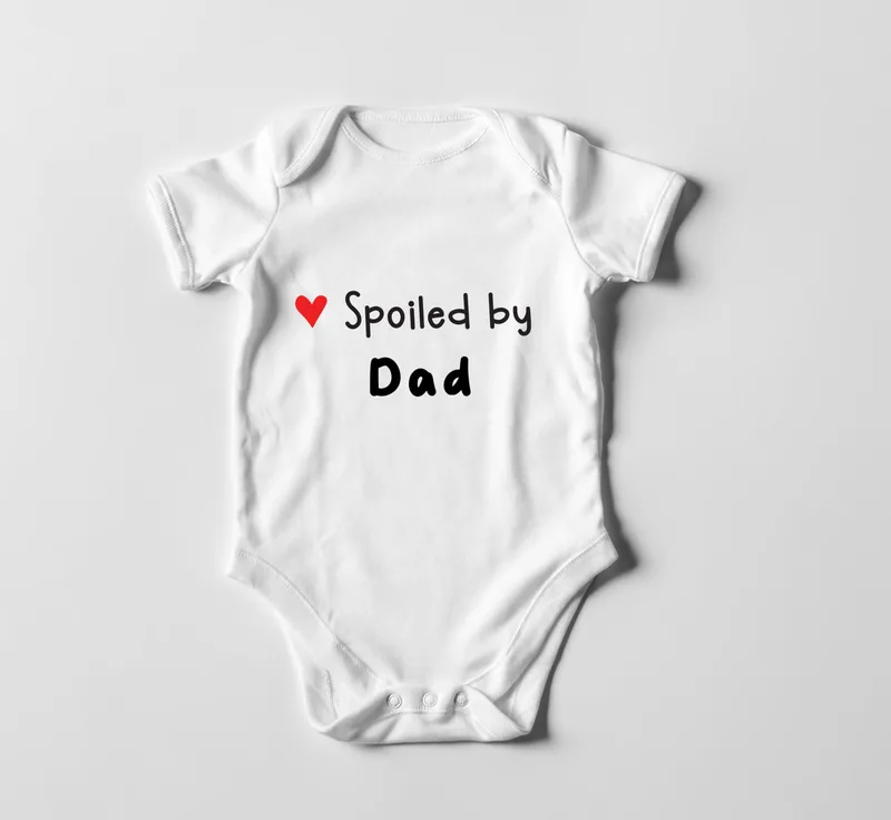 Βρεφικό φορμάκι - Spoiled by Dad - Λευκό